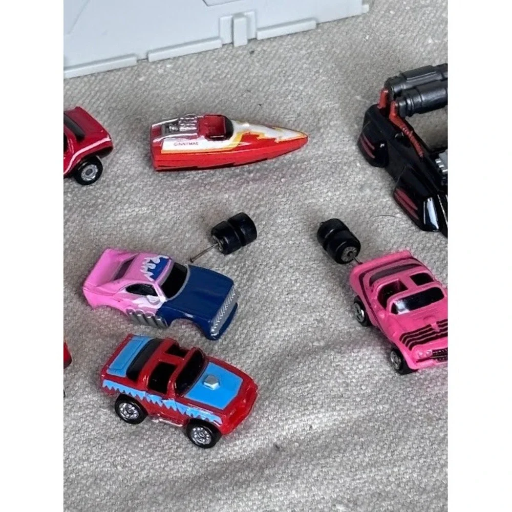 Micro Machines Lot‎ 8 Cars w/ Parts & Gray Case Vintage Galoob Vehicles